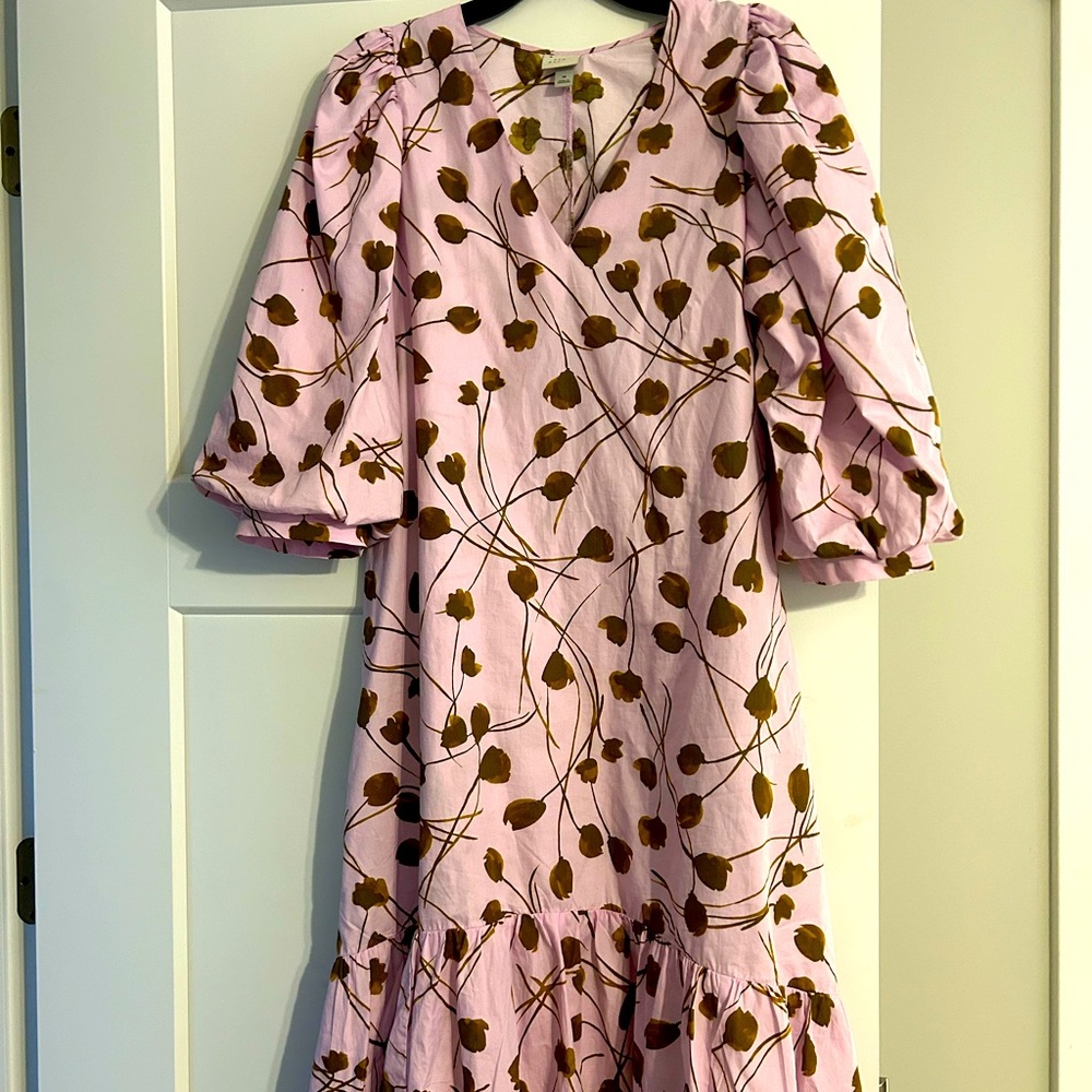 Comfy pretty dress!